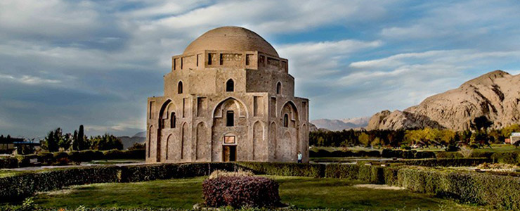 گنبد جبلیه کرمان، تلفیقی از هنر و سنگ
