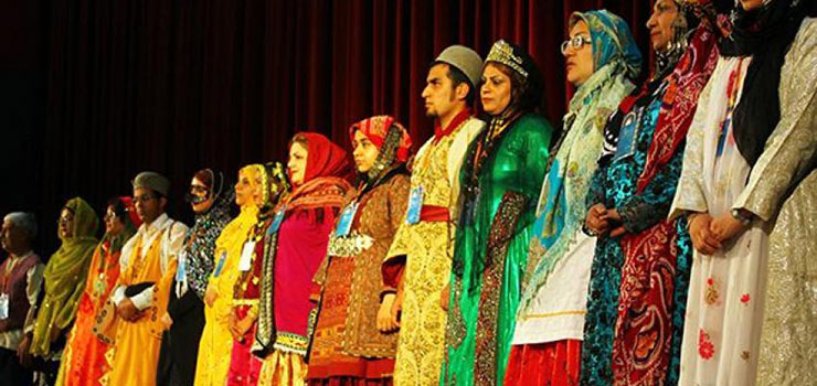     آشنایی با انواع پوشش و لباس در ایران