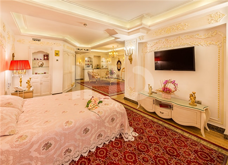 نمای سوئیت هتل قصر طلایی