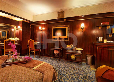 اتاق یک نفره هتل قصر مشهد