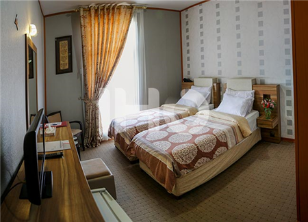 اتاق دو تخته هتل فرهنگ و هنر مشهد