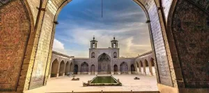 مسجد وکیل شیراز - مسجدی بدون گنبد با معماری شگفت انگیز