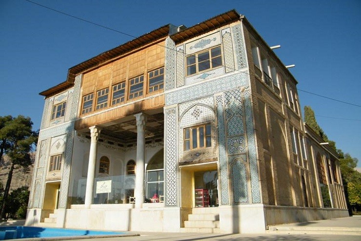 عمارت کلاه فرنگی باغ دلگشا 