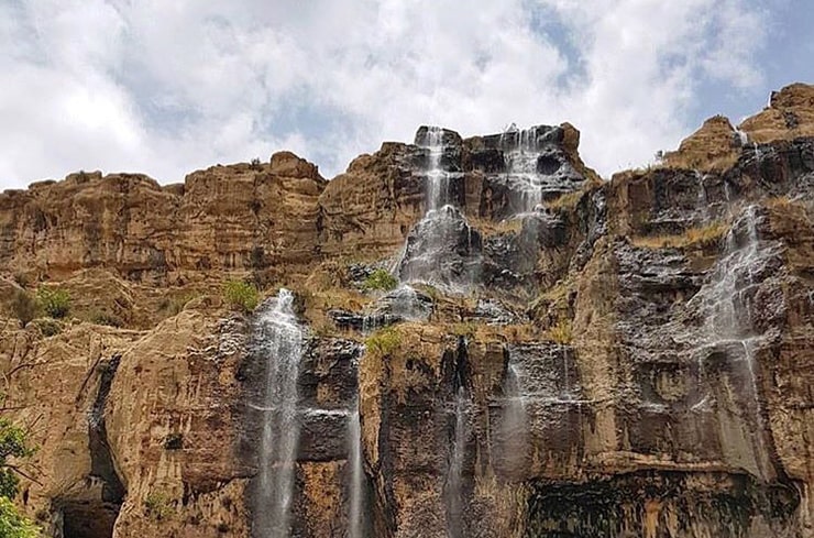 آبشار چرونیز دشت ارژن