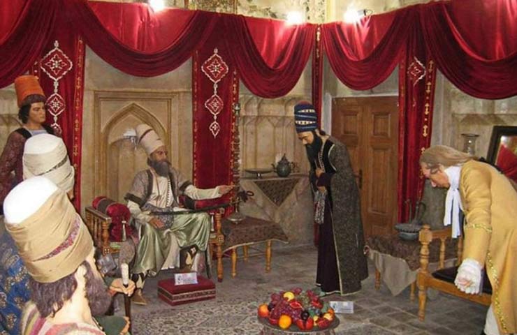 موزه لباس‌های سنتی و آیینی شیراز