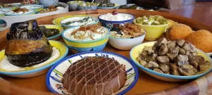 معرفی بهترین رستوران‌ های شیراز با عکس و آدرس دقیق