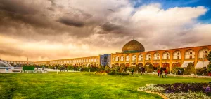 گذر از تاریخ در شهر اصفهان و دسته بندی هتل ها بر اساس نظرات مهمانان