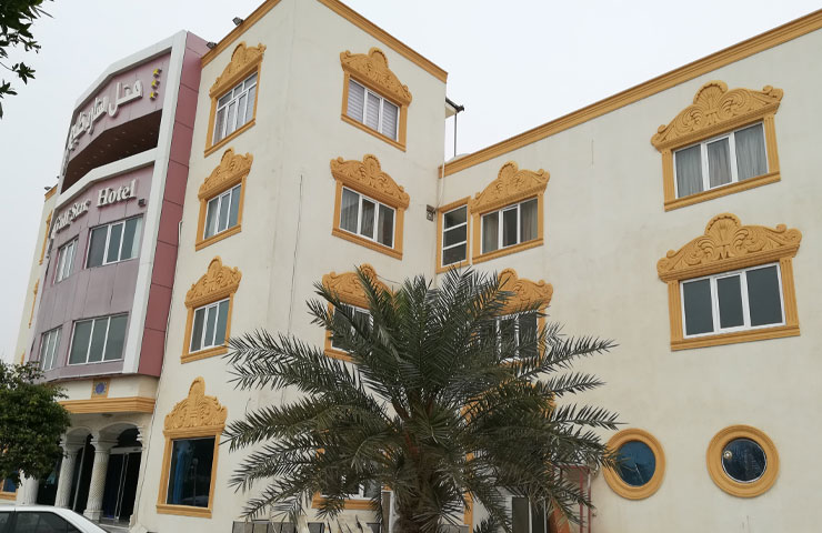 نمای ساختمان هتل خلیج فارس گناوه