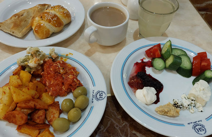 صبحانه هتل شهریار تبریز