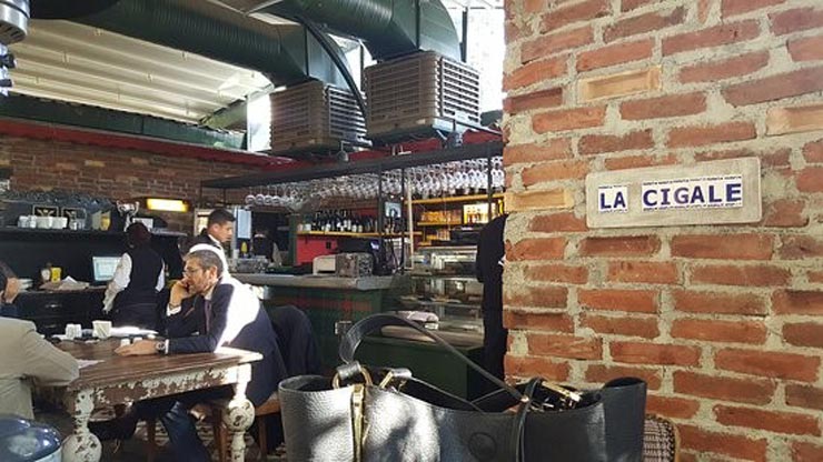 کافه لا سیگال (Cafe La Cigale)
