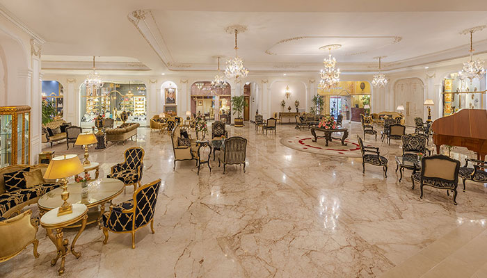 رستوران‌ها و کافی‌شاپ‌های هتل قصر طلایی مشهد