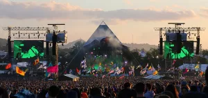 معرفی جشنواره ی گلستنبری (Glastonbury)