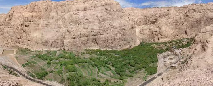 روستای قطرم بافق، خواهر کویری ماسوله