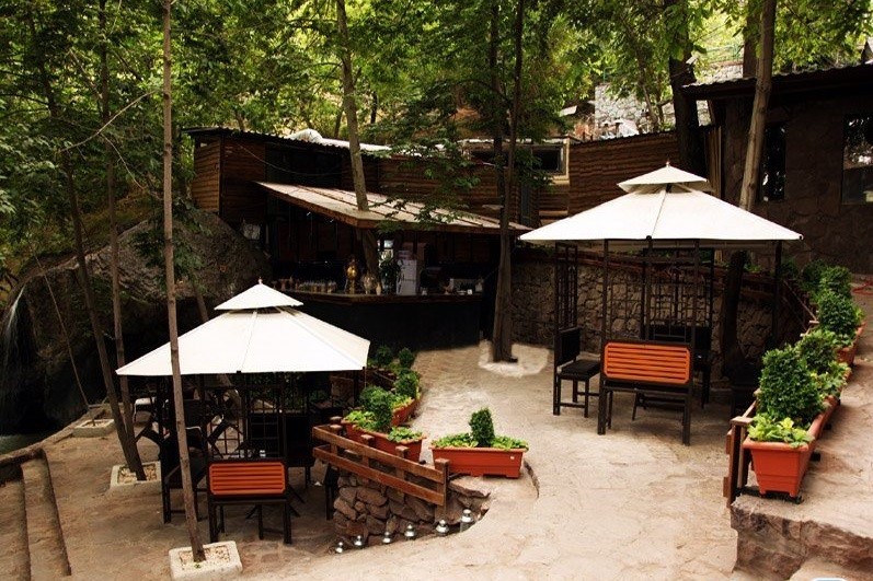 باغ رستوران کوهستان در تهران