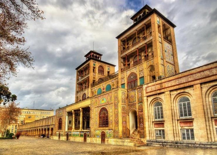 نمایی از عمارت شمس العماره در مجموعه کاخ گلستان