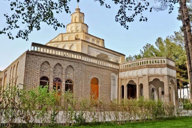 عمارت کلاه فرنگی در بیرجند