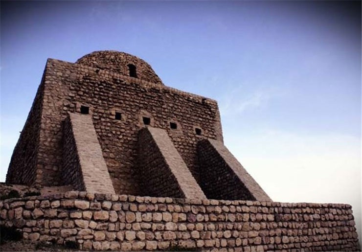 معبد سنگی اسپاخو