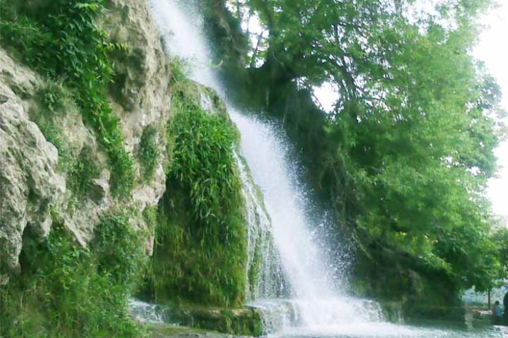 آبشار نیاسر كاشان
