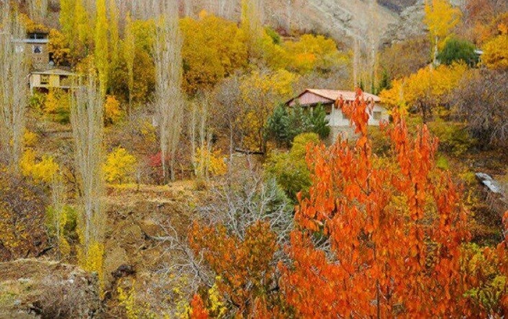 طبیعت پاییزی روستای واریان کرج