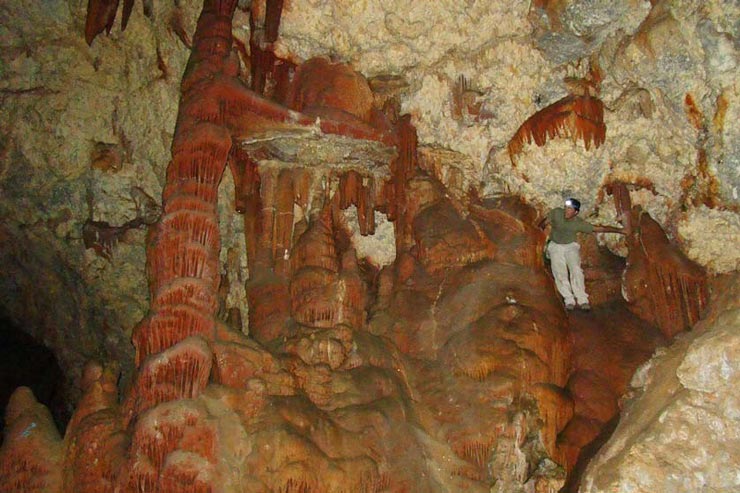غارهای سالمستان