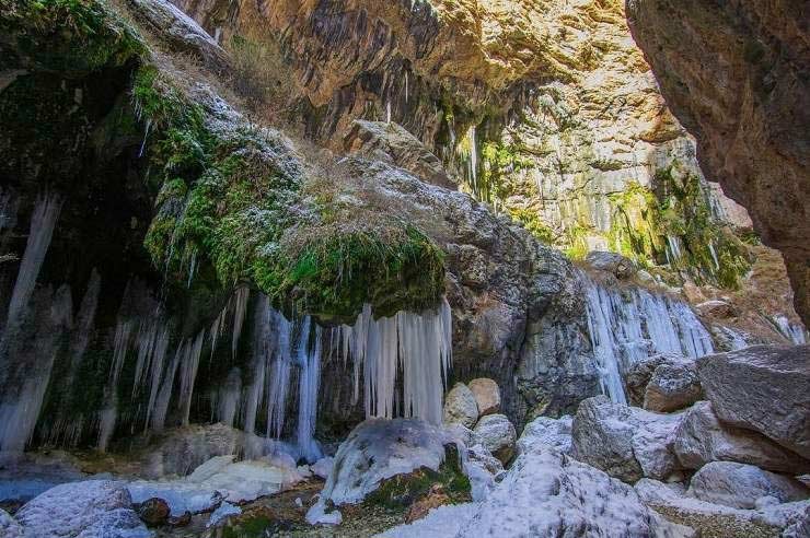 آبشارهای اخلمد چناران