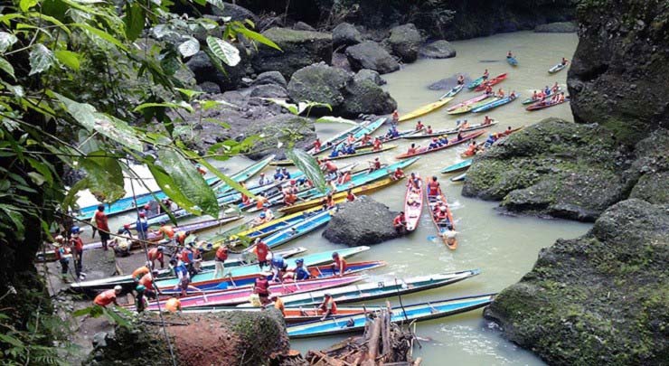 آبشارهای پاگسانجان فیلیپین