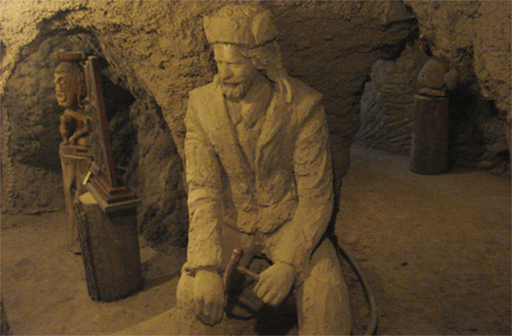 غار موزه