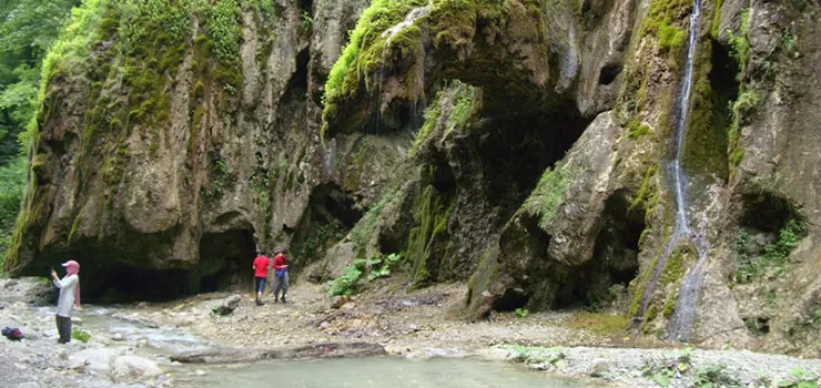 آبشار باران کوه گلستان