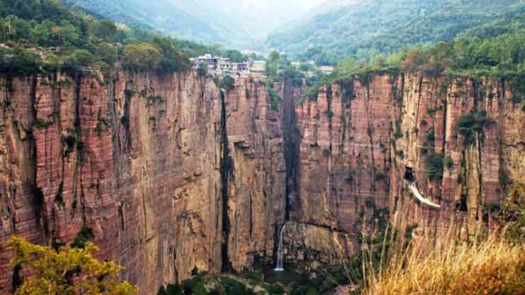 China's Guoliang Tunnel