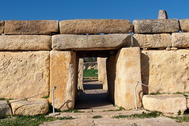 10 جاذبه گردشگری برتر مالتا 9 Hagar Qim and Mnajdra