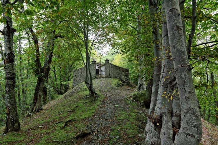 نگاهی به درون روستاهای جن زده ایتالیا 7 Italys Ghost Village