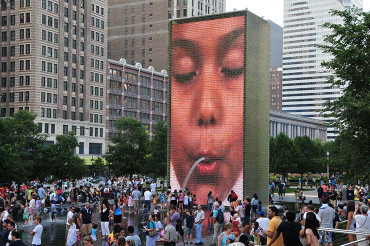 CROWN FOUNTAIN, CHICAGO