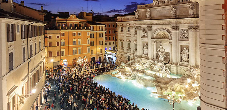 TREVI FOUNTAIN, ROME