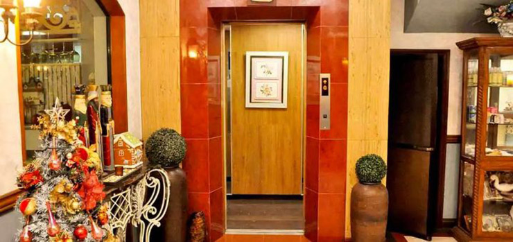 Book a Hotel with an Elevator