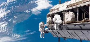 9 نکته مسافرتی که فضانوردان از فضا به زمین آورده اند