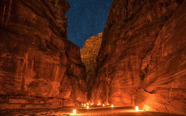 موقعیت ماه در آسمان امشب