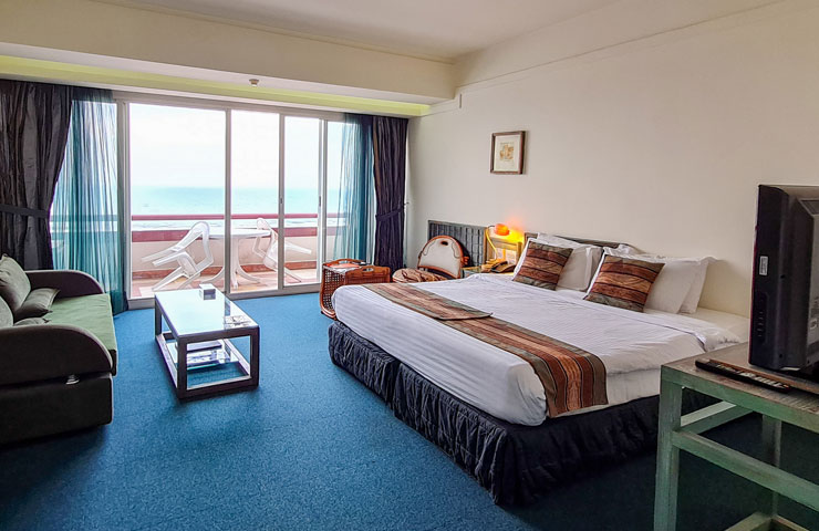 سوئیت دو تخته دبل هتل نارنجستان نور رو به دریا
