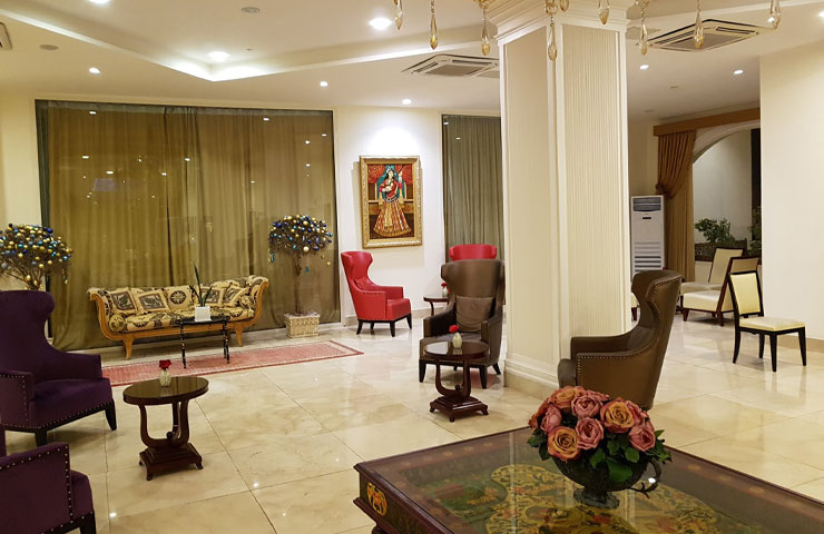لابی  هتل قصر بوتانیک گرگان