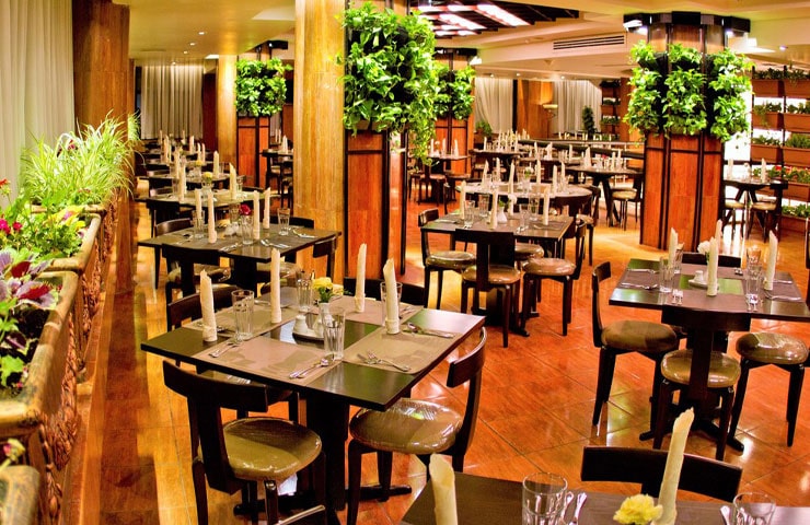 رستوران ایتالیایی هتل پارس شیراز 