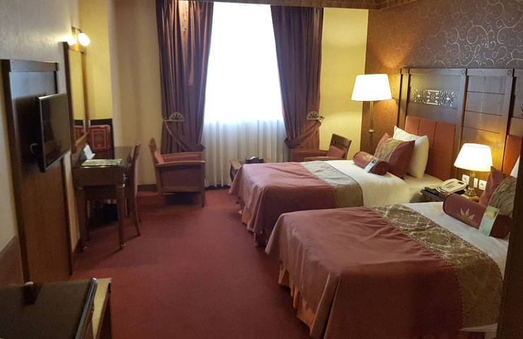 اتاق دو تخته توئین هتل زندیه شیراز 