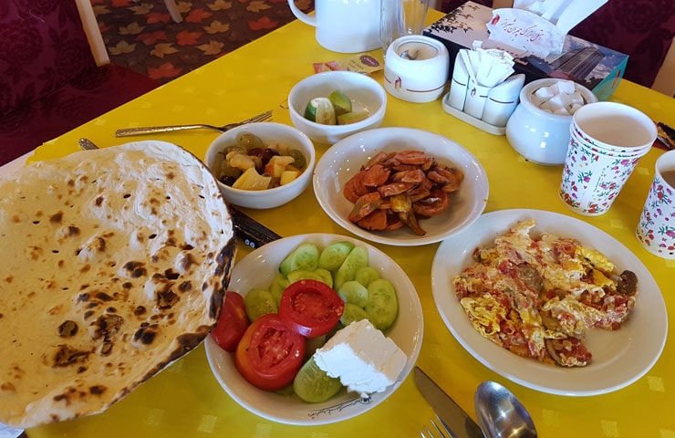 صبحانه هتل چمران شیراز