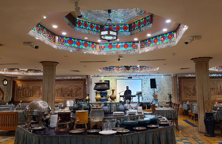سلف سرویس رستوران پانوراما هتل چمران شیراز