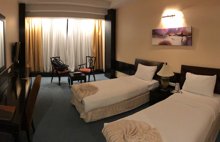 اتاق توئین هتل چمران شیراز