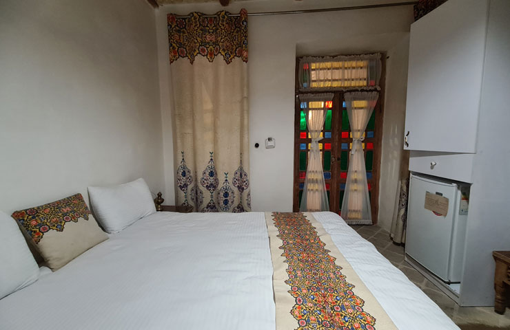 اتاق دو تخته دبل هتل سنتی ددمان زنجان