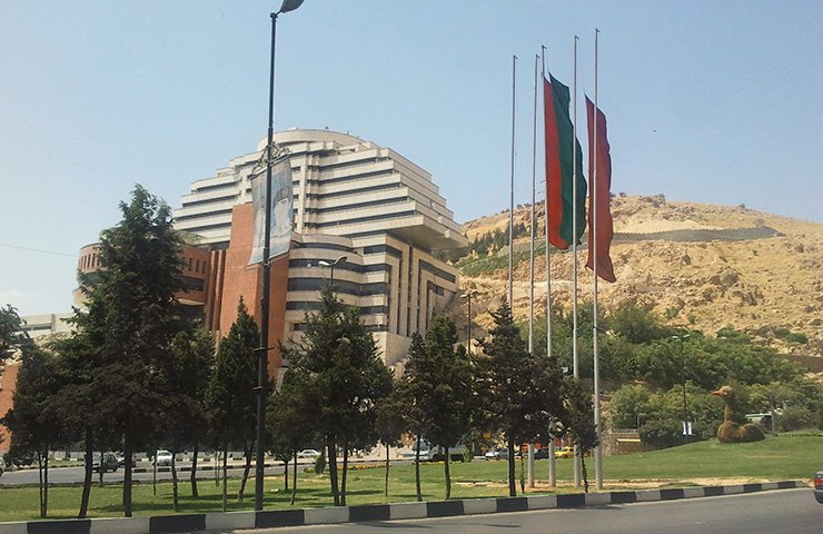  دسترسی به هتل بزرگ شیراز