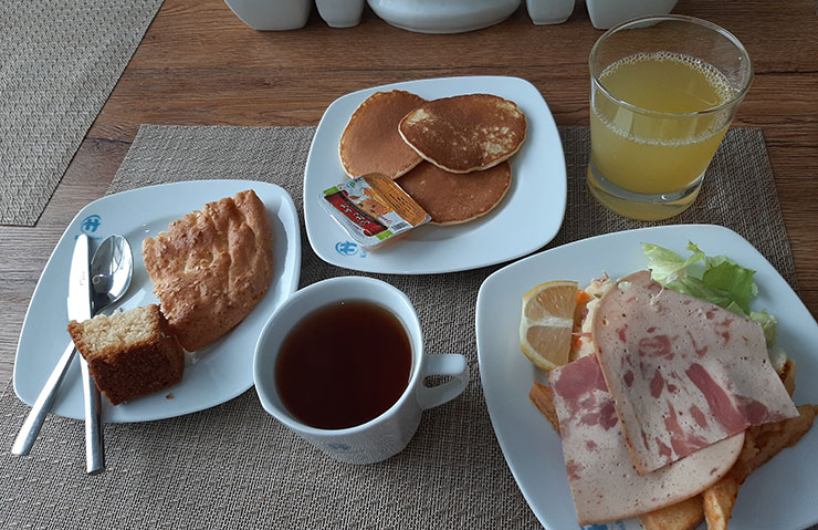 منوی صبحانه هتل بین المللی کیش 