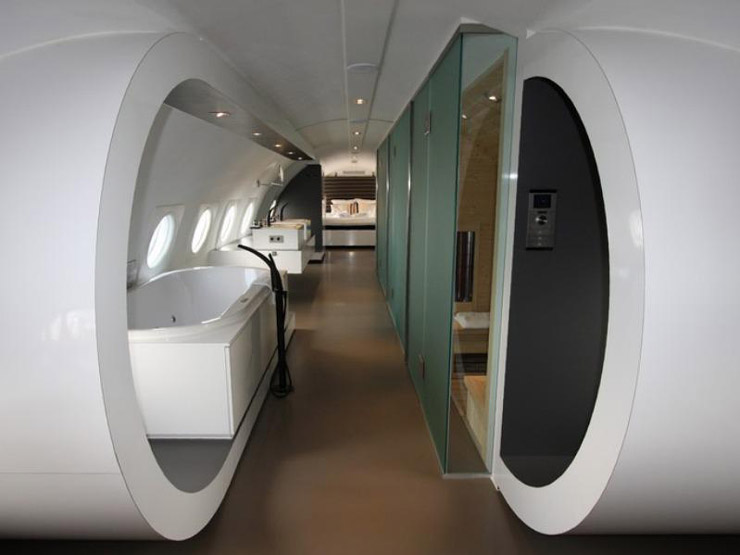 The Airplane Suite, Teuge