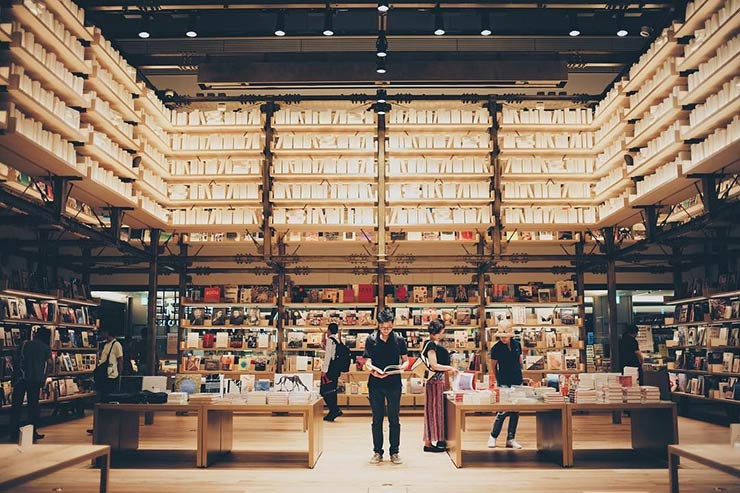 TSUTAYA IN GINZA SIX, TOKYO