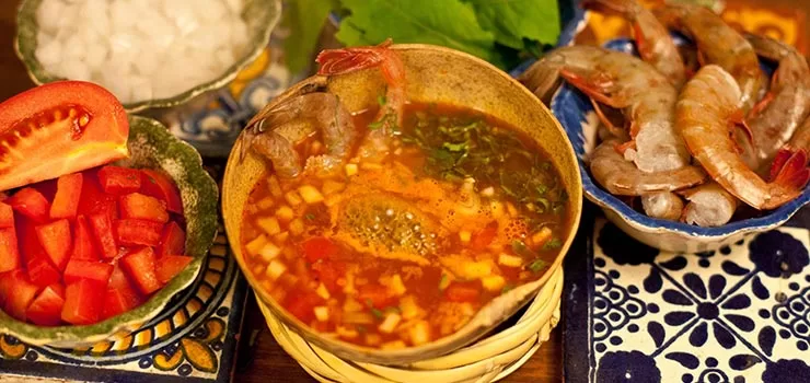 امکان ندارد بتوانید ترکیبات محرمانه این سوپ عجیب مکزیکی را حدس بزنید