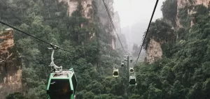 سفری به ابرها در پارک ملی ژانگ جیاجی چین